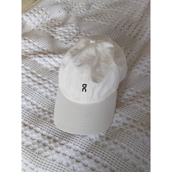 On Running Accessories - On Running All Day Cap Baseball Hat White Adjustable One Size